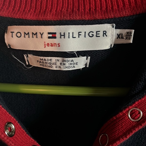Vintage Tommy Hilfiger sweater - Picture 3 of 5
